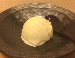 アイス　330円（税込）